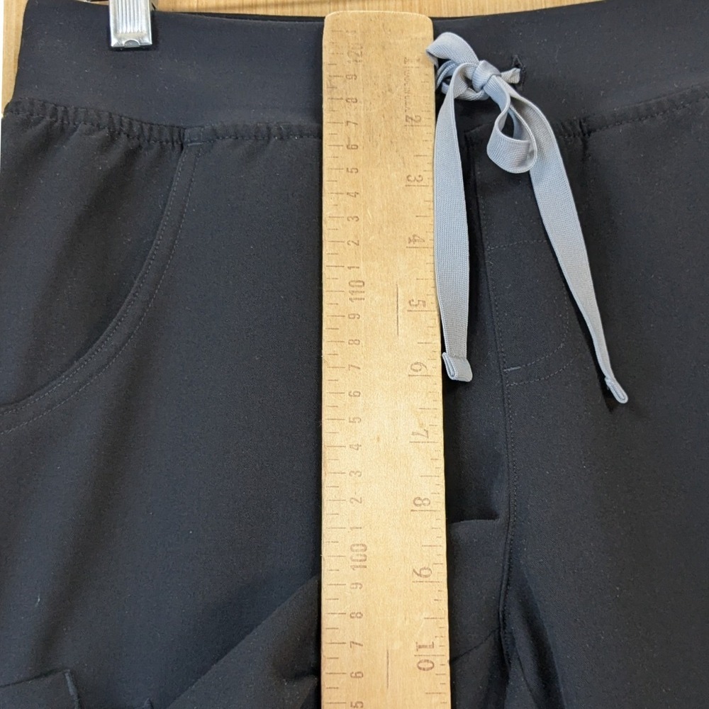 FIGS Kade Cargo Scrub Pants Black Women Small Technical Collection 1000219 - Picture 8 of 10